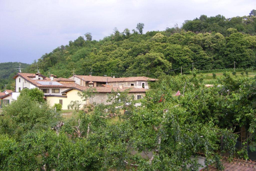 Agriturismo Cascina Rossano Провальо-д'Изео Экстерьер фото